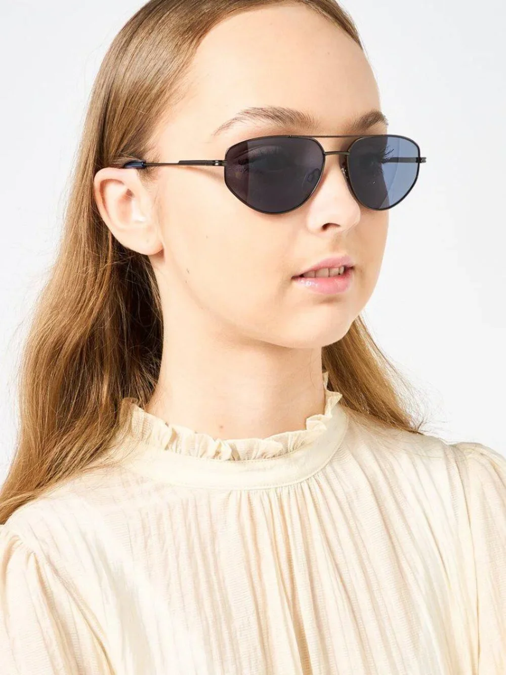 DKNY DK117S 001 Square Sunglasses - Black/Brown